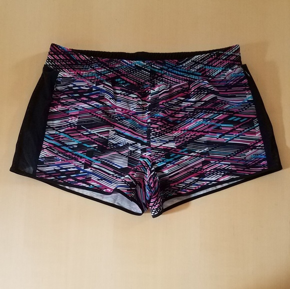 Fabletics Pants - NWOT Fabletics digital print running shorts